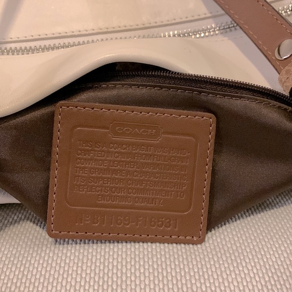 COACH Penelope Ivory Leather Brown Snakeskin Carryall Tote Bag - Picture 3 of 11